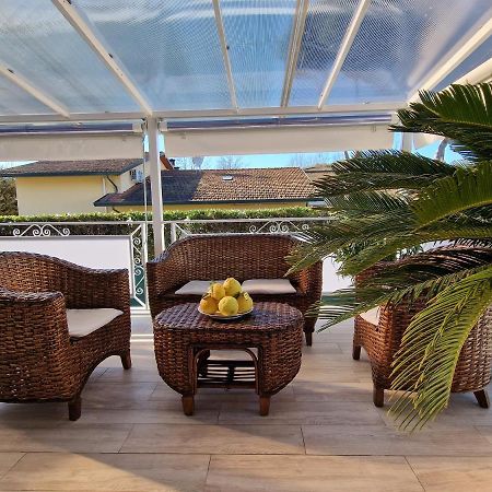 Tra Forte Dei Marmi E Marina Di Massa - Il Melograno Exterior foto